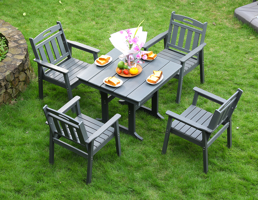 Gray HDPE 4-Piece Square Dining Set na may Vertical Backrest